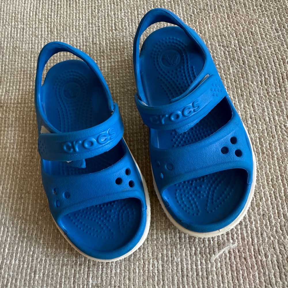 CROCS Kids Vibrant Blue Sandals ( barely worn)